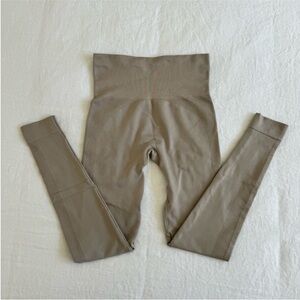 SetActive x OUAI Leggings